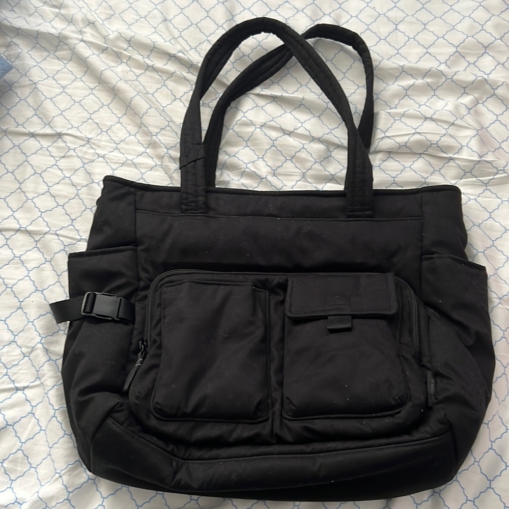 Vera Bradley cotton utility tote bag. Can be worn as tote or with strap